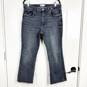 Zara faded black raw hem crop jeans size US 8